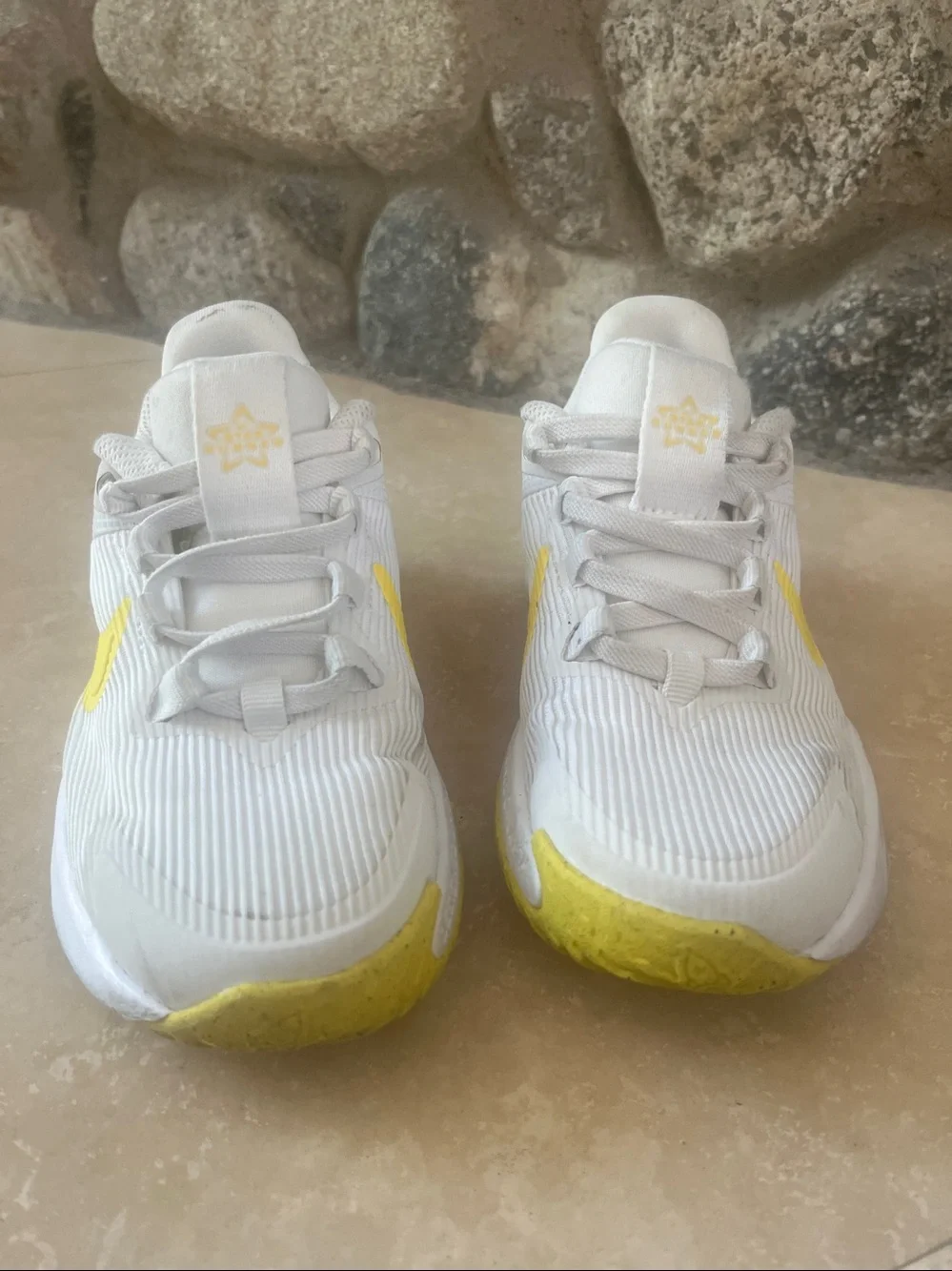 Nike Kids White and Yellow Pull on Sneakers